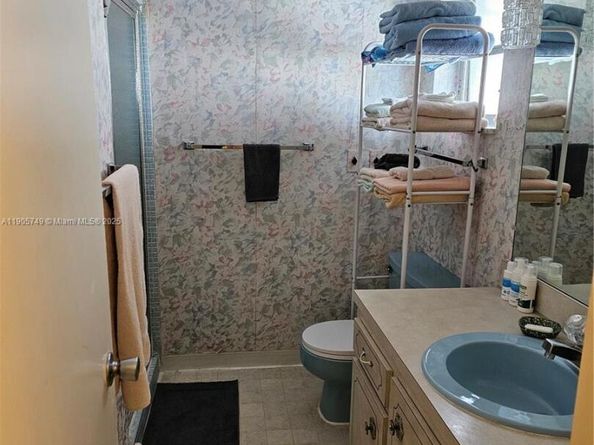 2300 SW 19th Ave, Boynton Beach FL 33426