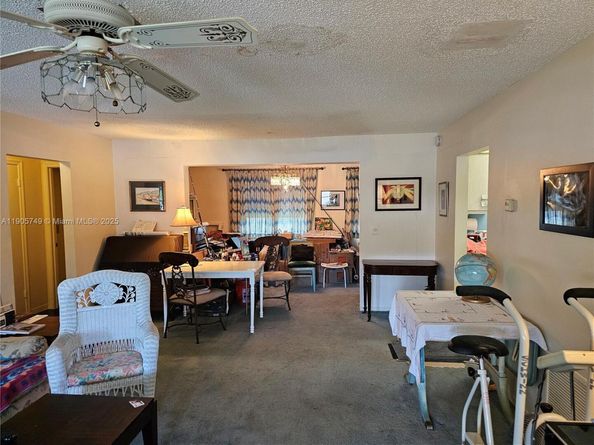 2300 SW 19th Ave, Boynton Beach FL 33426