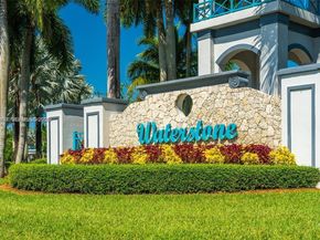 4295 NE 10th Ct, Homestead FL 33033