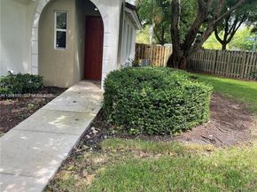 4295 NE 10th Ct, Homestead FL 33033