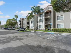 6861 SW 44th St 304, Miami FL 33155