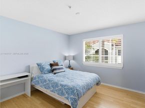 6861 SW 44th St 304, Miami FL 33155