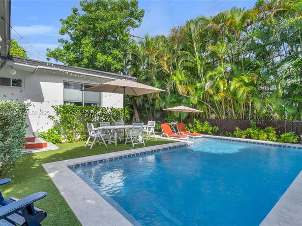 415 Velarde Ave, Coral Gables FL 33134