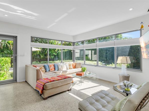 415 Velarde Ave, Coral Gables FL 33134