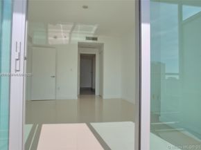 92 SW 3rd St 3804, Miami FL 33130