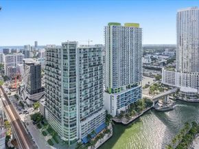 92 SW 3rd St 3804, Miami FL 33130