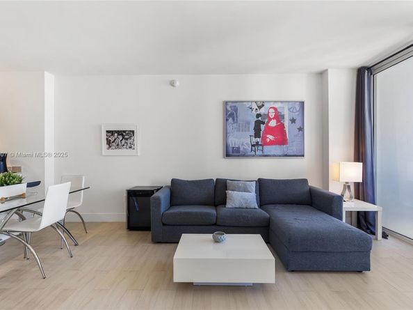 2155 Washington 401, Miami Beach FL 33139
