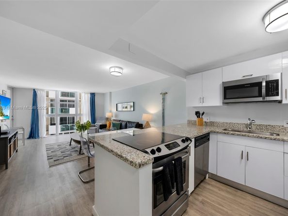 1228 West Ave 312, Miami Beach FL 33139