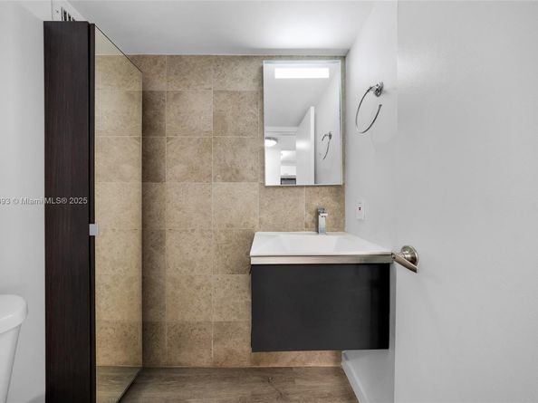 1228 West Ave 312, Miami Beach FL 33139