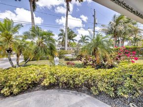 4221 NE 16th Ave, Oakland Park FL 33334