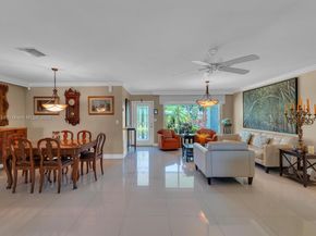 4221 NE 16th Ave, Oakland Park FL 33334