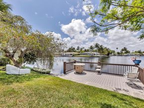 4221 NE 16th Ave, Oakland Park FL 33334