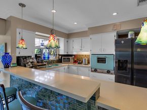 4221 NE 16th Ave, Oakland Park FL 33334