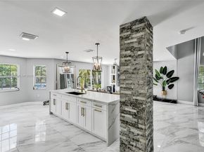 85 Gables Blvd, Weston FL 33326