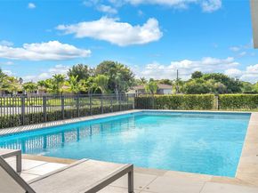 16772 Botaniko Dr S, Weston FL 33326