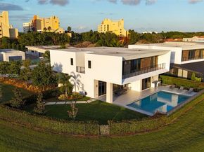 16772 Botaniko Dr S, Weston FL 33326