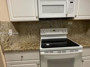 1450 Atlantic Shores Blvd 304, Hallandale Beach FL 33009