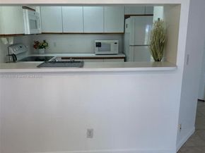 13001 SW 15th Ct 202T, Pembroke Pines FL 33027