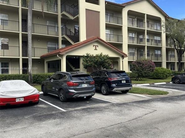 13001 SW 15th Ct 202T, Pembroke Pines FL 33027