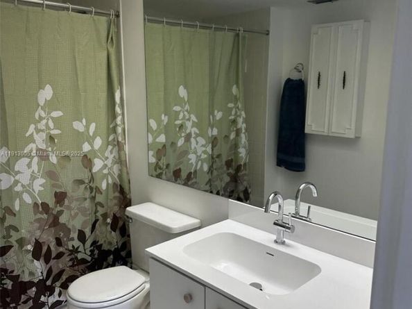 13001 SW 15th Ct 202T, Pembroke Pines FL 33027