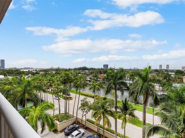 3598 Yacht Club Dr 601+DEN, Aventura FL 33180