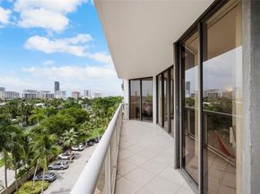 3598 Yacht Club Dr 601+DEN, Aventura FL 33180