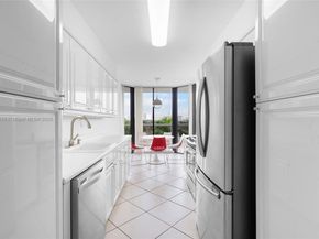 3598 Yacht Club Dr 601+DEN, Aventura FL 33180