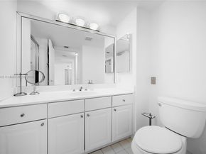 3598 Yacht Club Dr 601+DEN, Aventura FL 33180