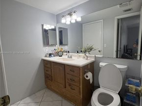 718 Sunny Pine Way F2, Green Acres FL 33415