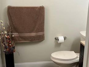 19409 NW 24th Pl, Pembroke Pines FL 33029