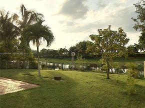19409 NW 24th Pl, Pembroke Pines FL 33029