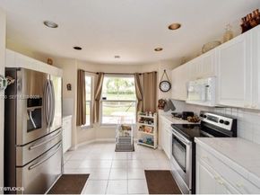 19409 NW 24th Pl, Pembroke Pines FL 33029