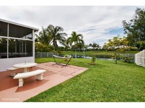 19409 NW 24th Pl, Pembroke Pines FL 33029