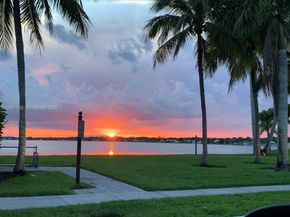 19409 NW 24th Pl, Pembroke Pines FL 33029