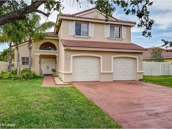 19409 NW 24th Pl, Pembroke Pines FL 33029