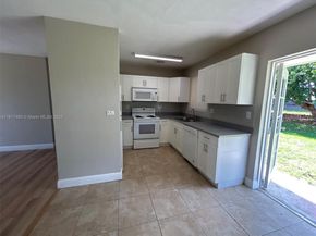 20130 NW 15th Ave, Miami Gardens FL 33169