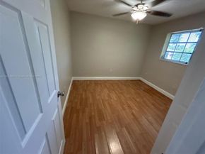 20130 NW 15th Ave, Miami Gardens FL 33169