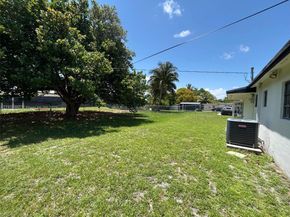 20130 NW 15th Ave, Miami Gardens FL 33169