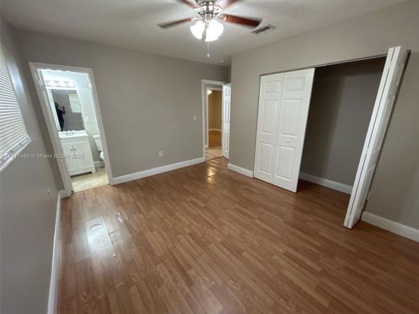 20130 NW 15th Ave, Miami Gardens FL 33169