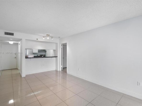 800 N Miami Ave E1110, Miami FL 33136