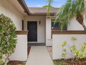 6125 Elsinore Cir, Green Acres FL 33463