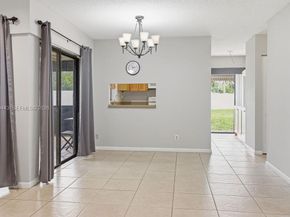 6125 Elsinore Cir, Green Acres FL 33463