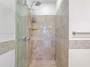 7970 Hawthorne Ave, Miami Beach FL 33141