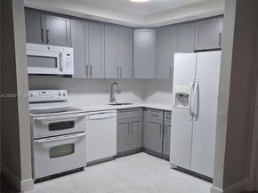 9610 S Belfort Cir 107, Tamarac FL 33321