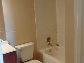 5901 Washington St 251, Hollywood FL 33023