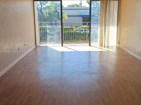 5901 Washington St 251, Hollywood FL 33023