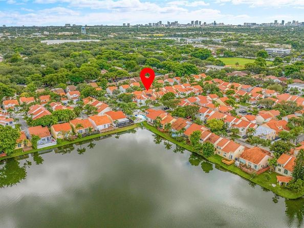 3155 N 37th Ave, Hollywood FL 33021