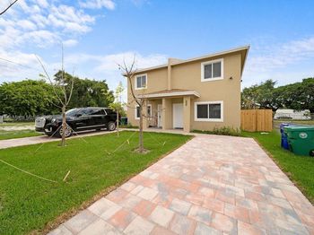 1770 NW 55th St