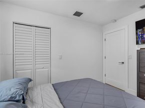 181 SW 76th Ter, Margate FL 33068