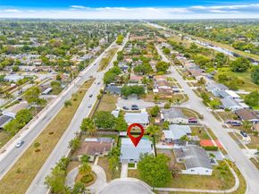 181 SW 76th Ter, Margate FL 33068